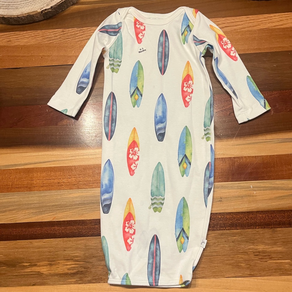 Jennifer Ann Surf Board Baby Gown 0-3 Months